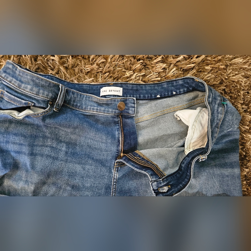 Lane Bryant Mid-Wash Cropped Jeans - Picture 7 of 9